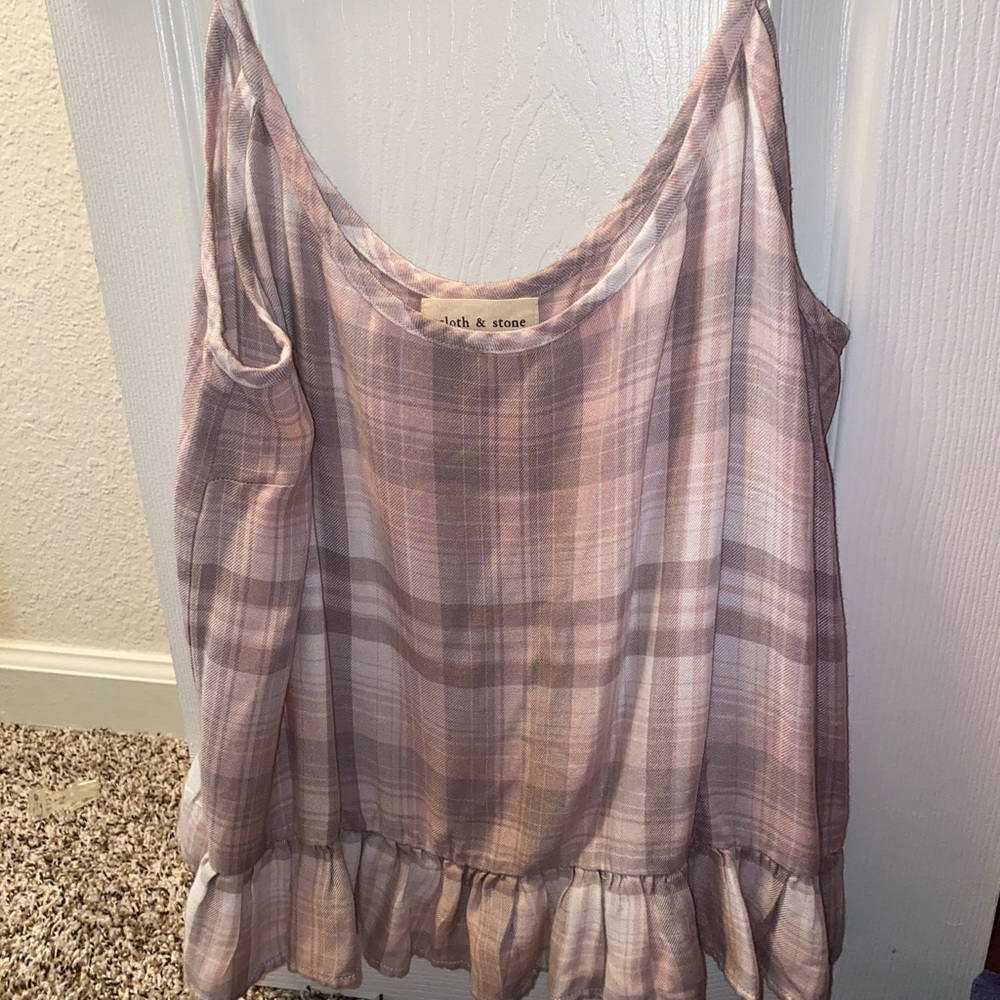 Super cute plaid tank